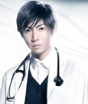 【画像】俳優・女優が演じた、色々な職業の制服姿