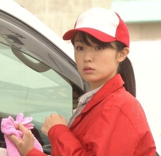 【画像】俳優・女優が演じた、色々な職業の制服姿