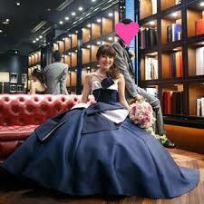 結婚式でどんなカラードレス着ましたか？