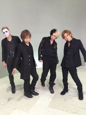 夢に現れた芸能人は誰ですか？