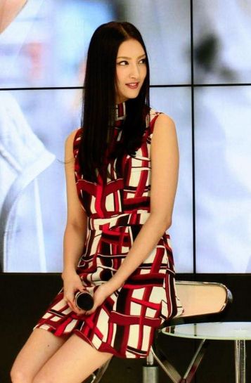 【画像】男装・メンズファッションに身を包んだ女性有名人