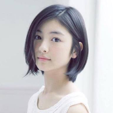 橋本環奈がセーラー服で熱唱、「キャー!!」JC&JKから黄色い声援