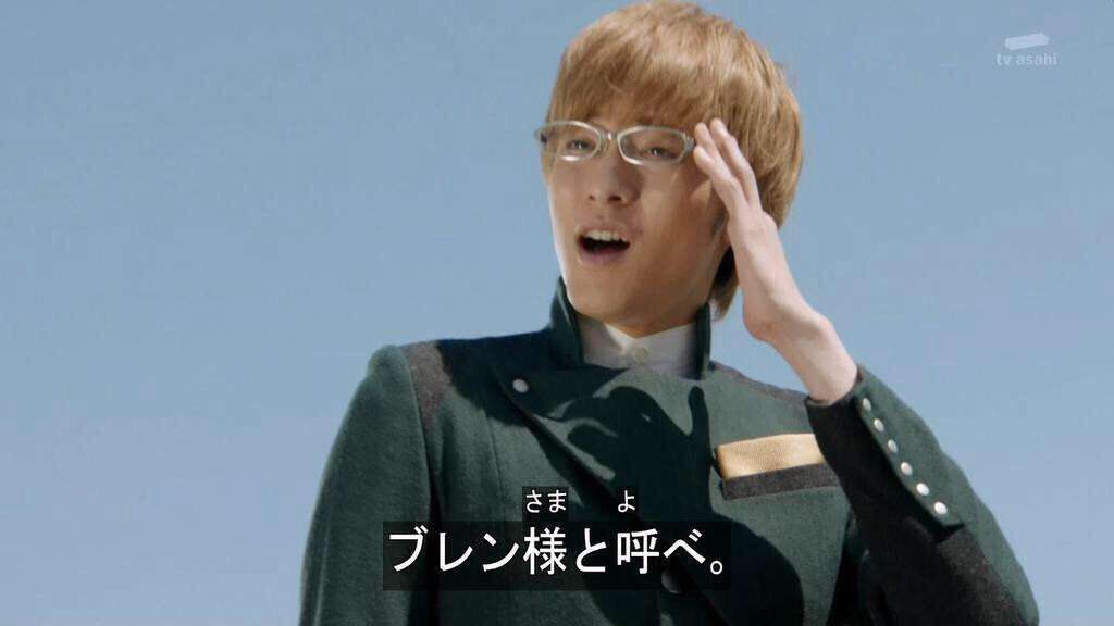 【画像】イケメンの横顔を眺めるトピ