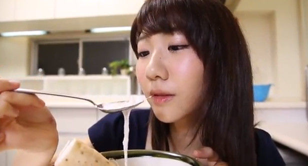イラッとする顔の有名人