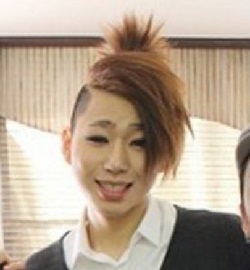 イラッとする顔の有名人