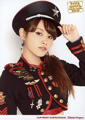 女性アイドル、歌手の可愛い衣装を貼るトピ