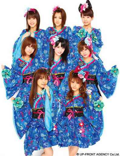 女性アイドル、歌手の可愛い衣装を貼るトピ