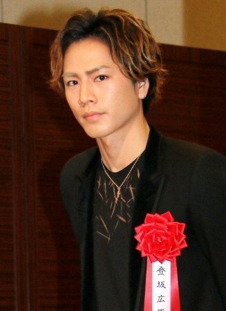 三代目JSB表紙ジャックの「ホットペッパー」全種集結の羽田空港は配布中止に