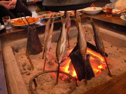 魚、何で焼いてますか?