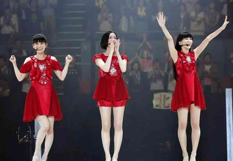 芸能人の全身写真が見たい