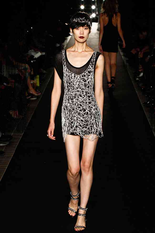 芸能人の全身写真が見たい