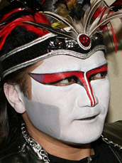 時代に合ったメイク心がけてますか?