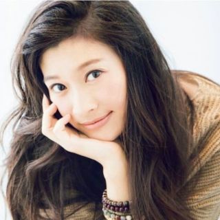 そんなに綺麗じゃないけど色っぽい女性