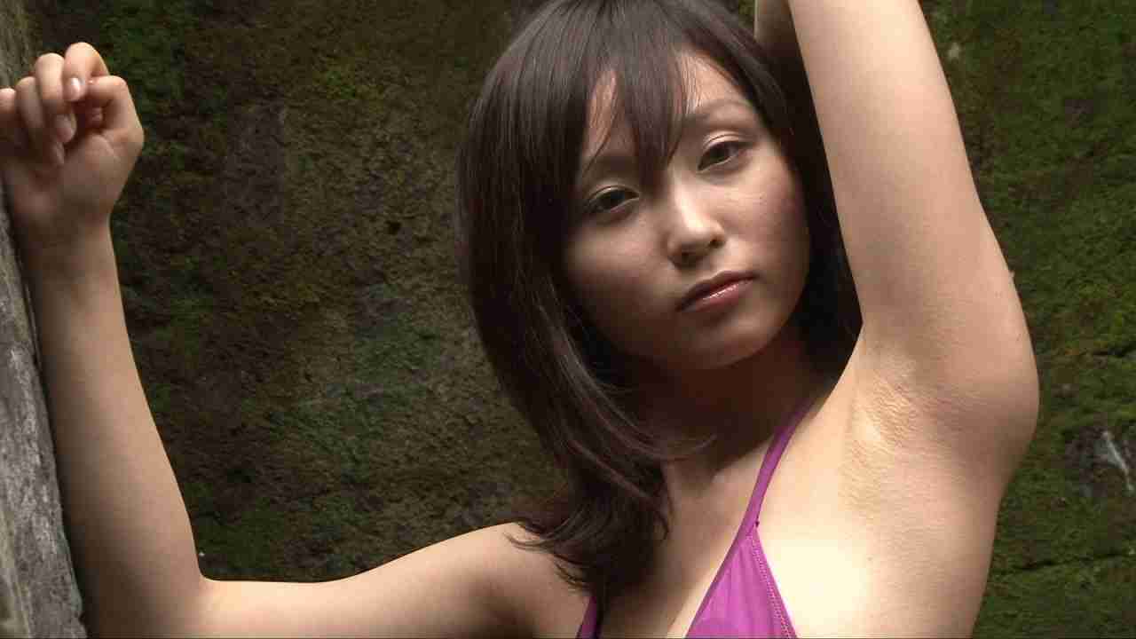 そんなに綺麗じゃないけど色っぽい女性