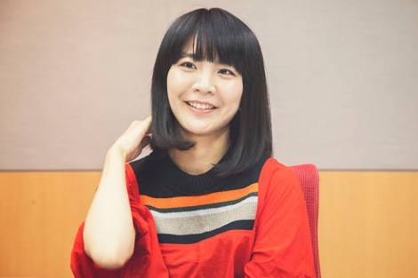 そんなに綺麗じゃないけど色っぽい女性
