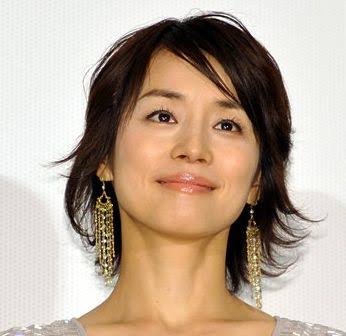 そんなに綺麗じゃないけど色っぽい女性