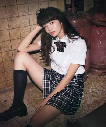 そんなに綺麗じゃないけど色っぽい女性