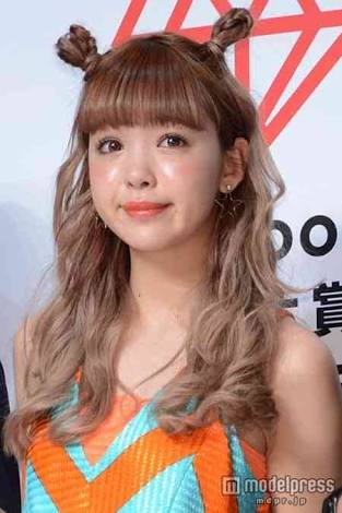 鈴木奈々、