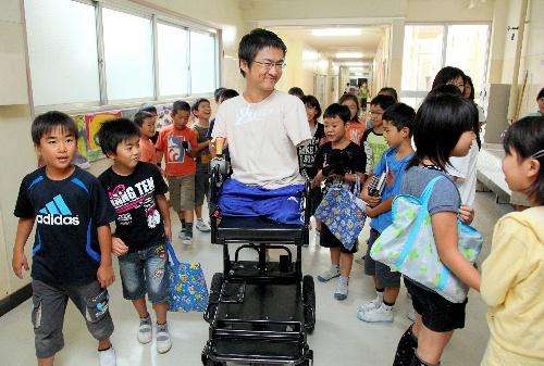 乙武洋匡氏 ダミー同伴連発 昨年8月東欧へ不倫旅行