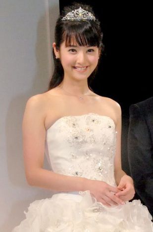 女性芸能人の素敵なドレス画像を貼るトピ♫