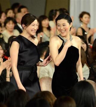 女性芸能人の素敵なドレス画像を貼るトピ♫