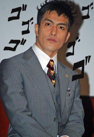 漫画に出てきそうな顔の有名人