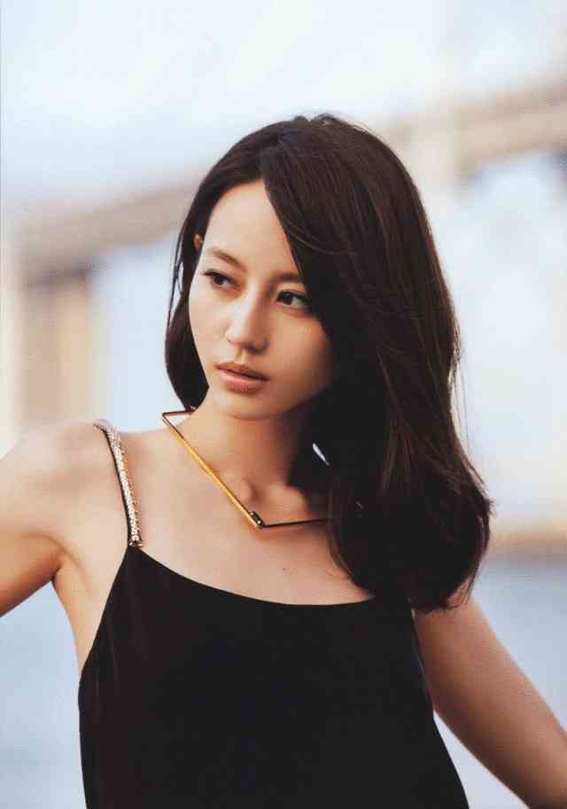 イケメン・美女のキャプ画を貼るトピ