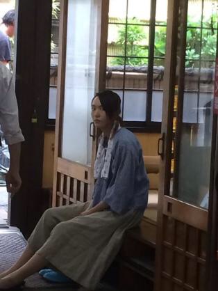 怒っている芸能人の画像