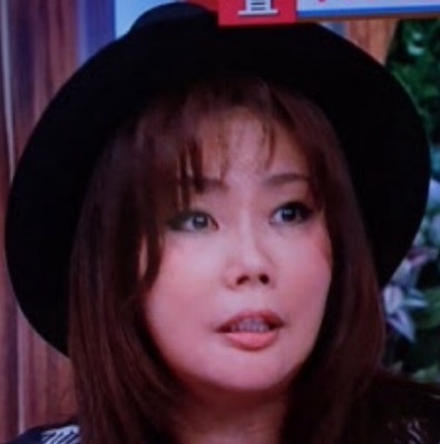 不自然な画像を貼るトピ