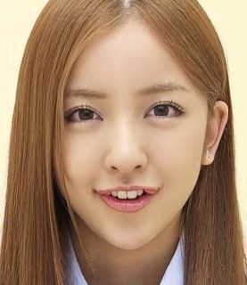不自然な画像を貼るトピ