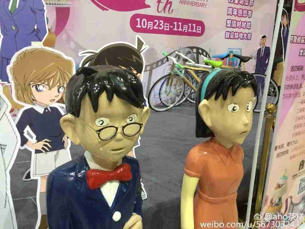 不自然な画像を貼るトピ