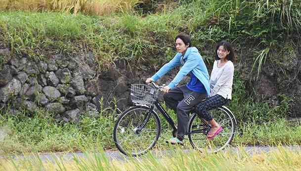 榮倉奈々&賀来賢人が熱愛!ドラマ「Nのために」共演から昨春急接近 海外旅行も