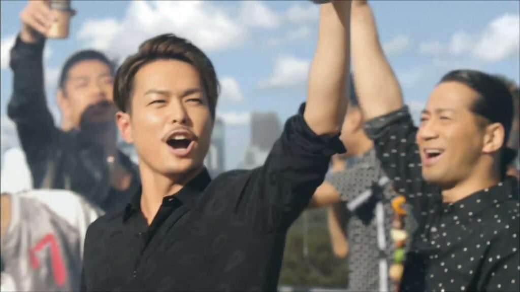 今市は「紅の豚」、登坂は3D!?三代目JSBの微妙すぎるグラサンに総ツッコミ