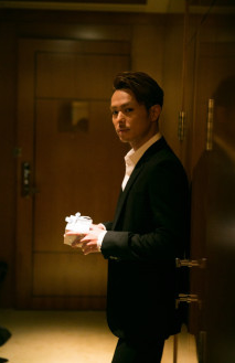 今市は「紅の豚」、登坂は3D!?三代目JSBの微妙すぎるグラサンに総ツッコミ