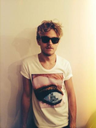 バンドのボーカルで誰が好きですか?