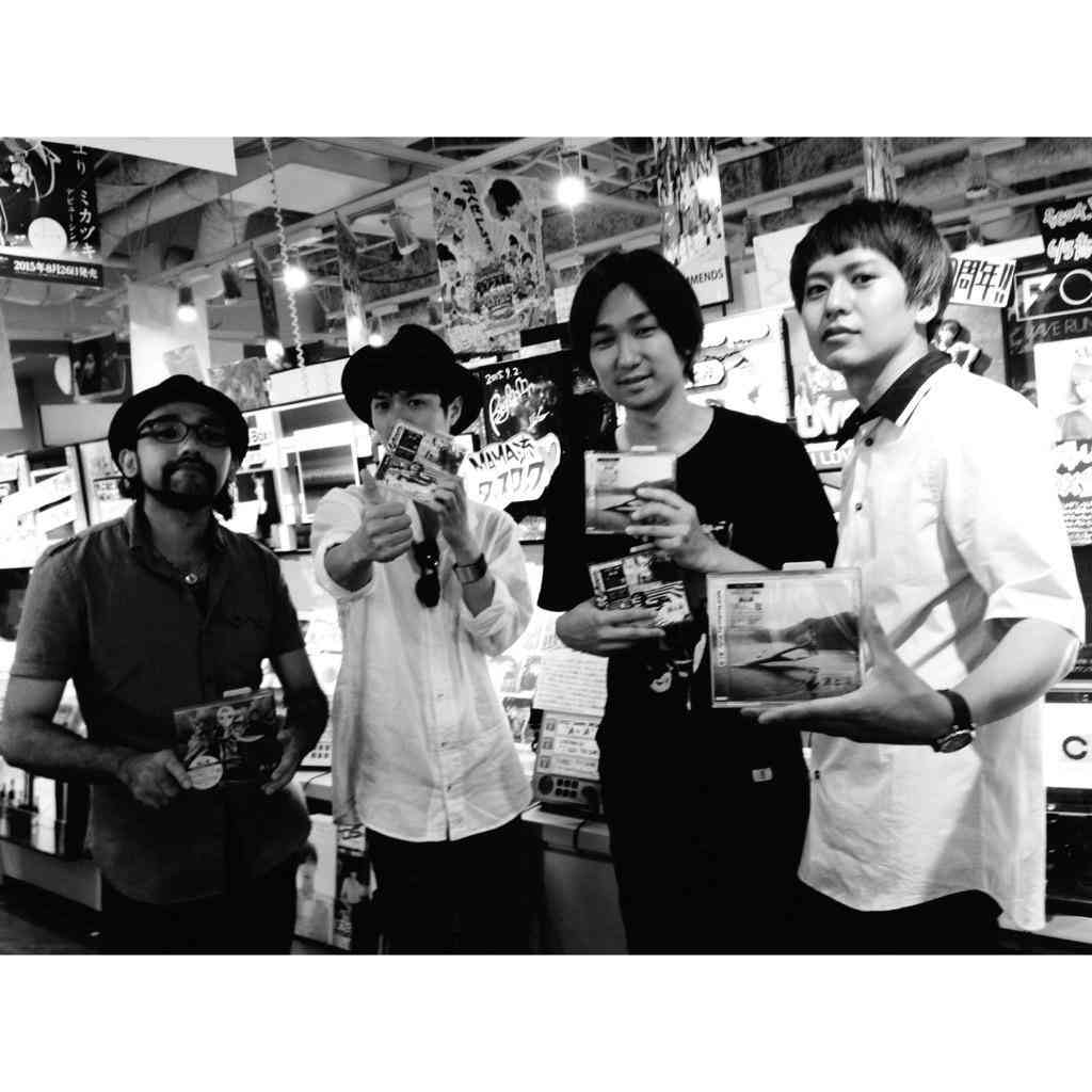 バンドのボーカルで誰が好きですか?