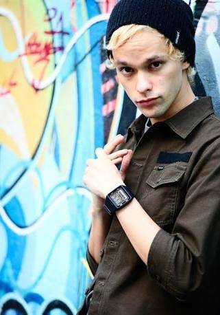 バンドのボーカルで誰が好きですか?