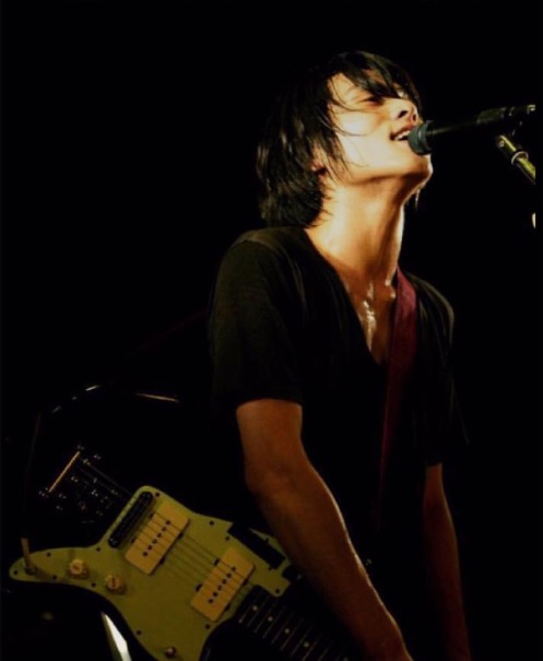 バンドのボーカルで誰が好きですか?