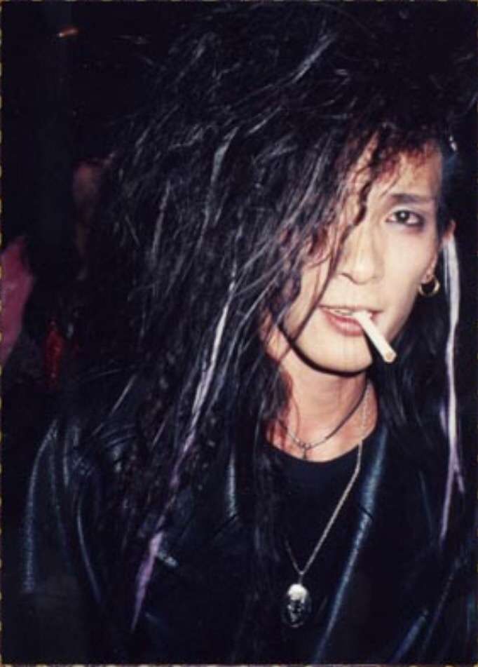 バンドのボーカルで誰が好きですか?