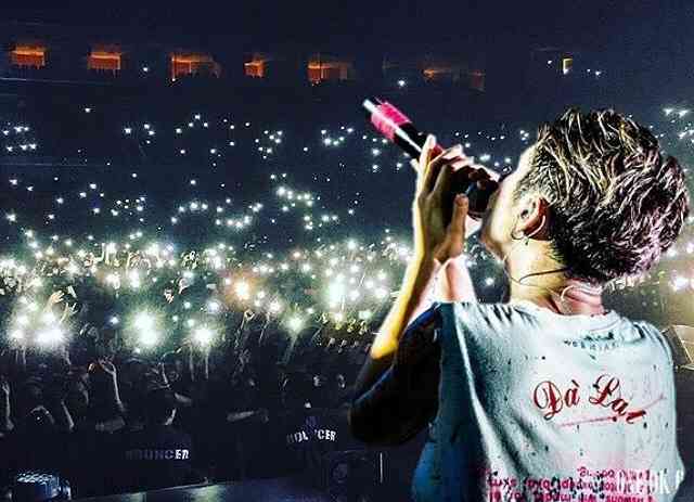 バンドのボーカルで誰が好きですか?