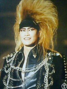 バンドのボーカルで誰が好きですか?