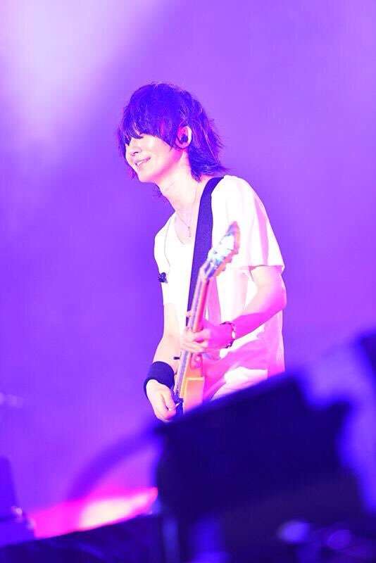 バンドのボーカルで誰が好きですか?