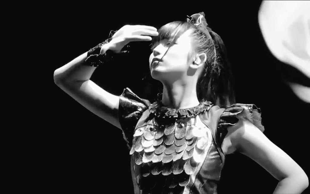 BABYMETAL：ニューアルバムがビルボード39位　坂本九以来53年ぶりトップ40入り