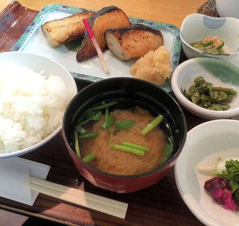 和食を貼ろう