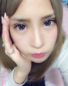 金髪が似合わない有名人は誰だと思いますか？