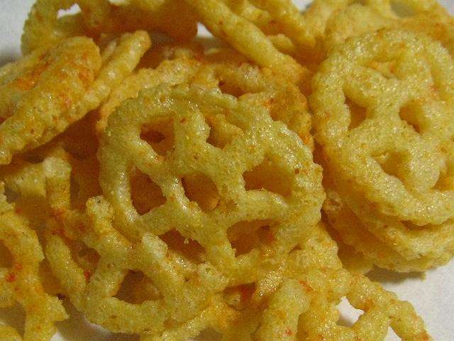 小さい頃、よく食べてたお菓子は?