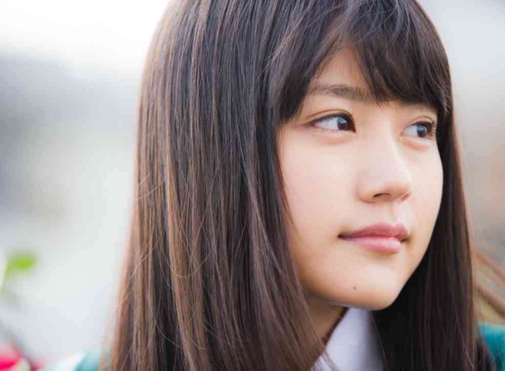 大人セクシーな有村架純に絶賛、蜷川実花「また撮りたいすぐ会いたい」。