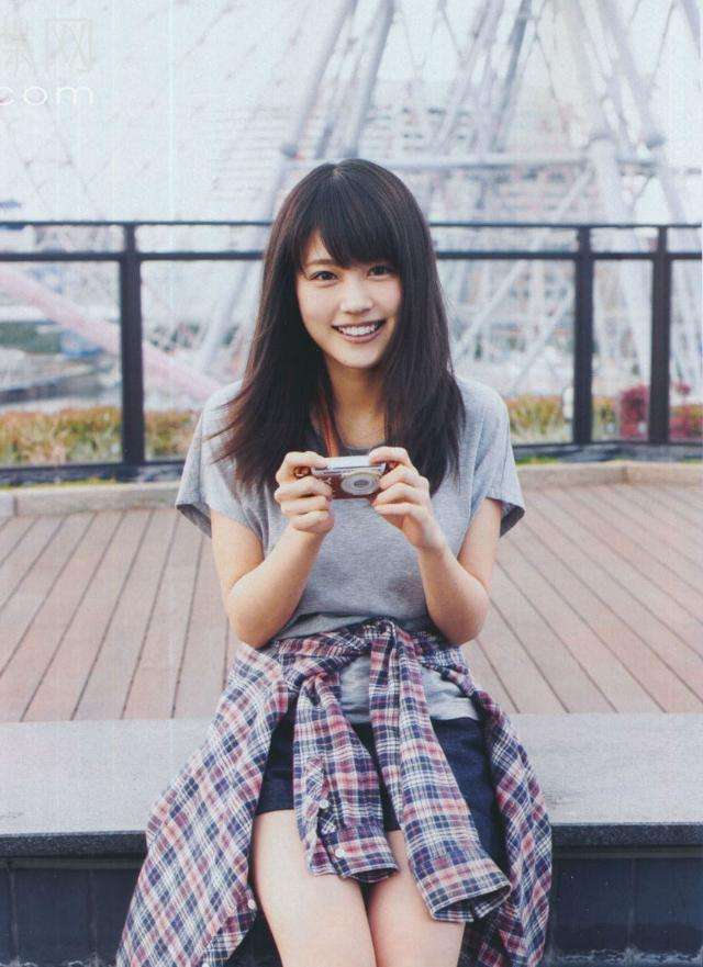 大人セクシーな有村架純に絶賛、蜷川実花「また撮りたいすぐ会いたい」。