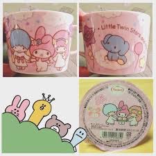 自分の部屋にあるキャラクターもののグッズを紹介するトピ