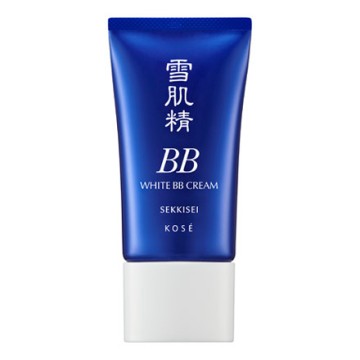 今、使ってるコスメ、化粧水等